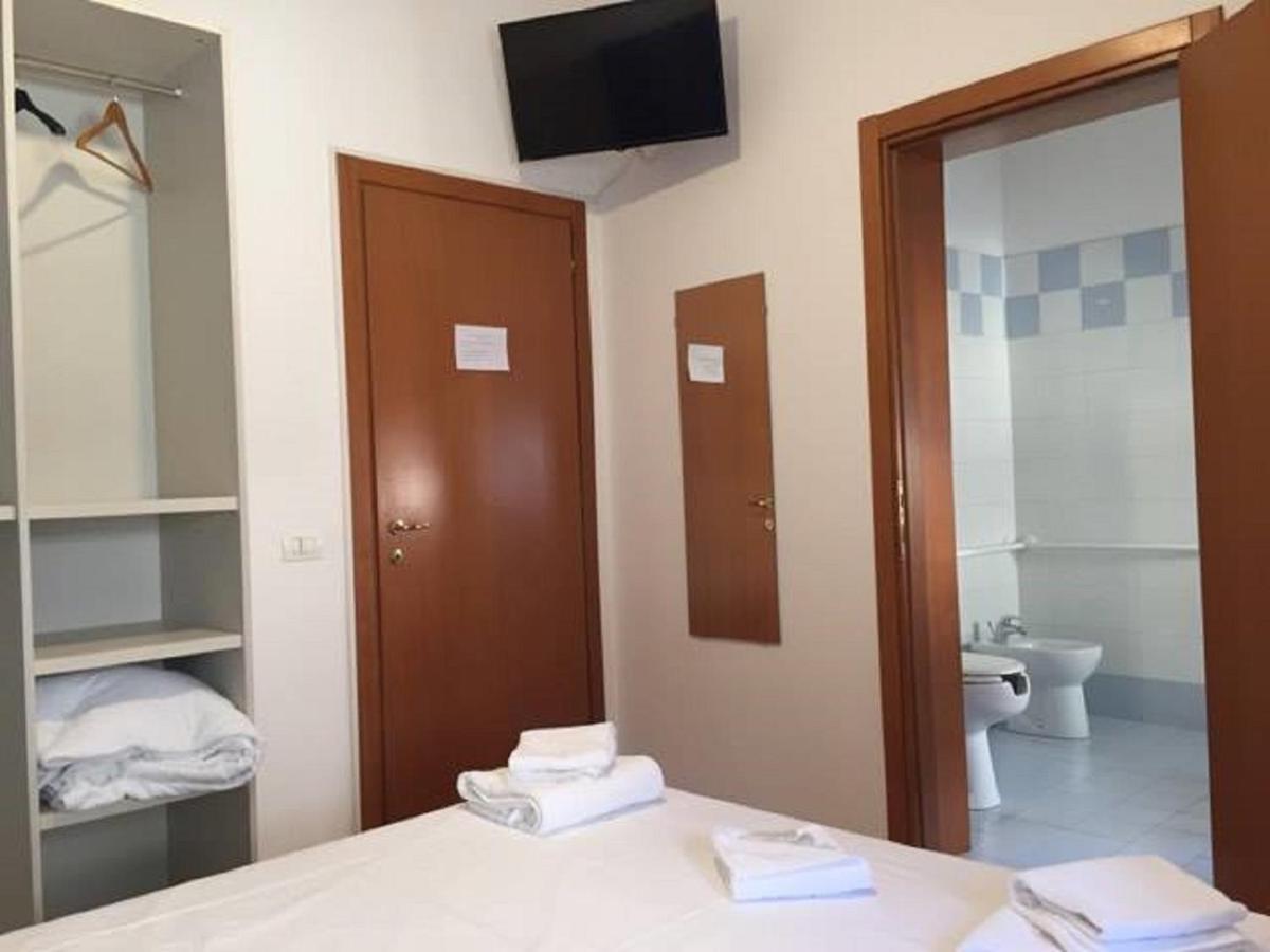 Italianflat - Rentroom Old Town - 200Mt To Arena Verona Luaran gambar