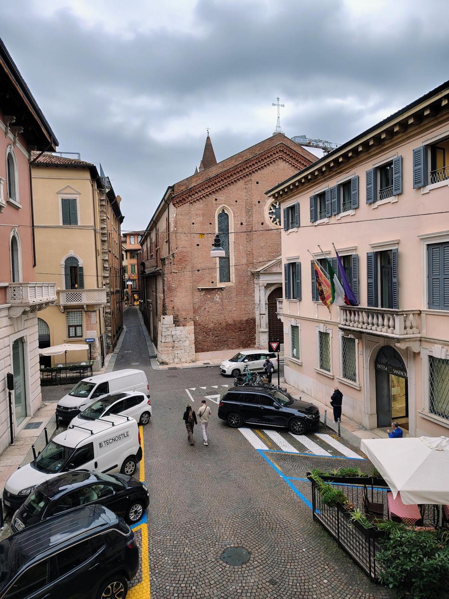 Italianflat - Rentroom Old Town - 200Mt To Arena Verona Luaran gambar