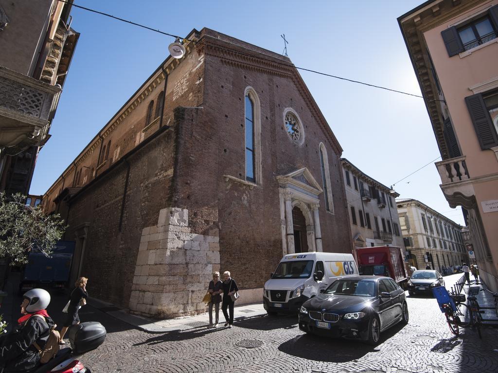 Italianflat - Rentroom Old Town - 200Mt To Arena Verona Luaran gambar
